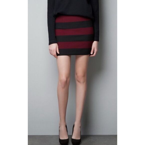 Zara black and red striped mini skirt - Picture 1 of 4